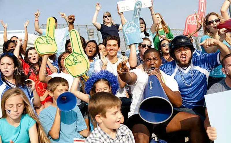 龙门石窟：历史与现代的交融——一场传统文化与时尚运动的碰撞